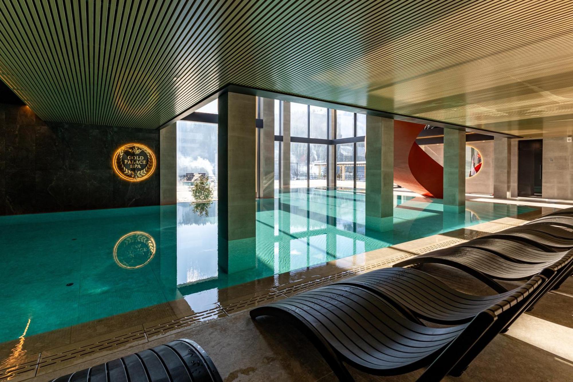 Gold Palace Wellness & Spa Bukovel Exterior photo