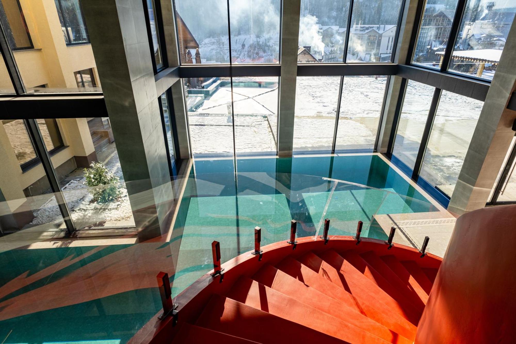 Gold Palace Wellness & Spa Bukovel Exterior photo
