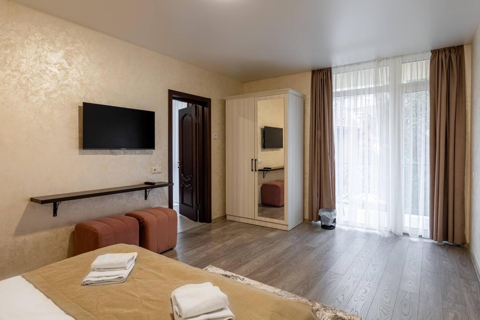 Gold Palace Wellness & Spa Bukovel Exterior photo
